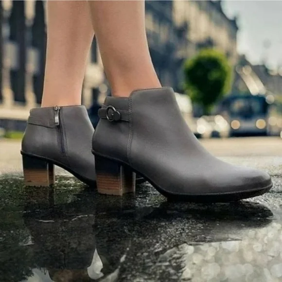 Dansko Women's Perry Waterproof Burnished Booties, Color Black, Size 40 - Picture 2 of 16